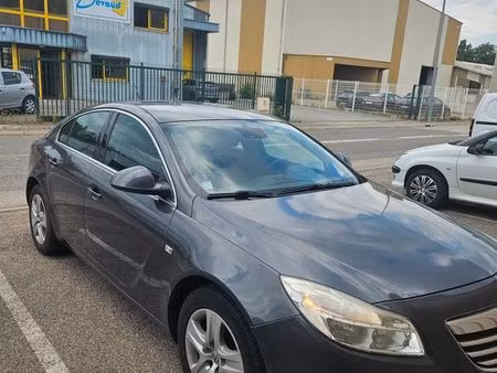 Opel Insignia 2.0 CDTI 130