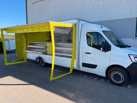 Renault Master 2.3 dCi 145