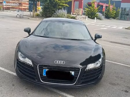Audi R8 V8 4.2 420 quattro