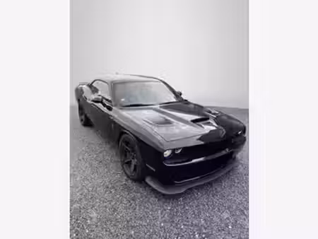 Dodge Challenger SRT Hellcat V8 6.2