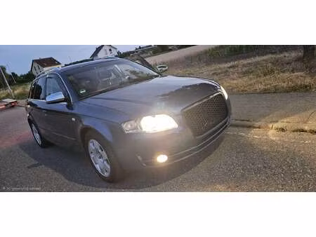 Audi A4 V6 3.2 FSI 256 quattro