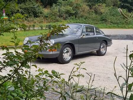 Porsche 911 1.6