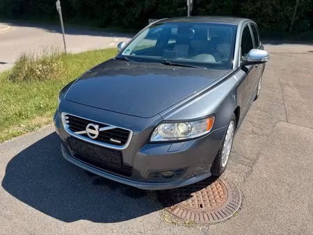 Volvo V50 D2 1.6 115 R Design