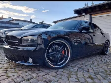 Dodge Charger V8 6.1
