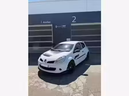 Renault Clio RS 2.0 200