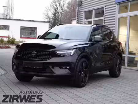 Volvo XC40 B4 2.0 197 Black Edition