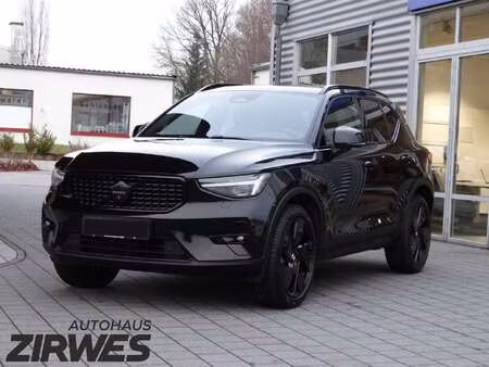 Volvo XC40 B4 2.0 197 Black Edition