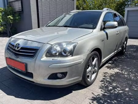 Toyota Avensis Break 2.2 D-4D 177 Sol