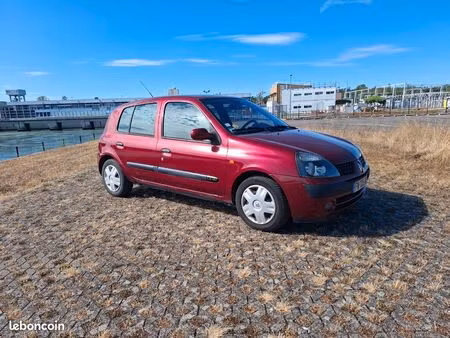 Renault Clio 1.4 98