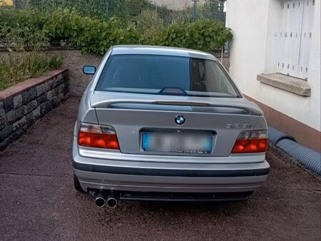 BMW Série 3 323i 2.5 170