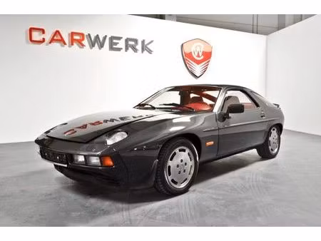 Porsche 928 S V8 4.7
