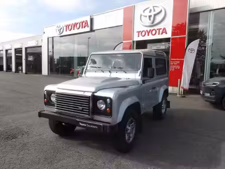 Land Rover Defender 2.4 122 E 4x4