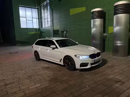 BMW Série 5 530d 3.0 265