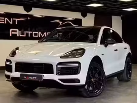 Porsche Cayenne Turbo S V8 4.0 680 4x4