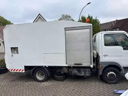 Nissan Cabstar