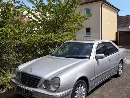 Mercedes-Benz Classe E E 240 V6 2.6 170 Elegance