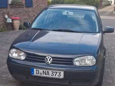 Volkswagen Golf 1.4 75 Base