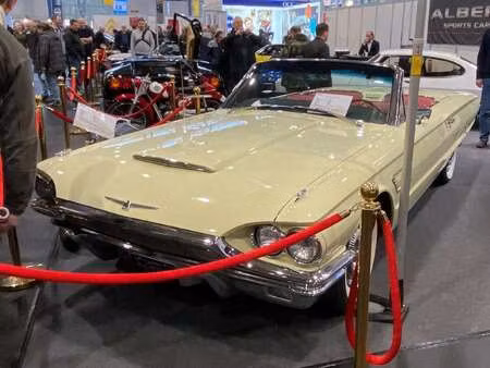 Ford Thunderbird 