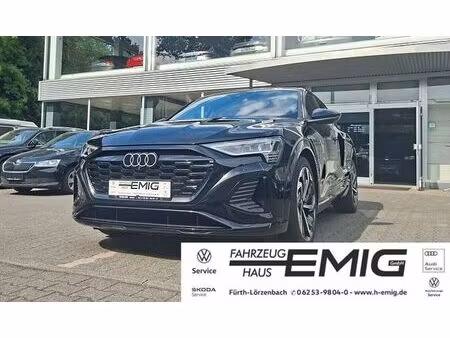 Audi Q8 50 340 S line quattro