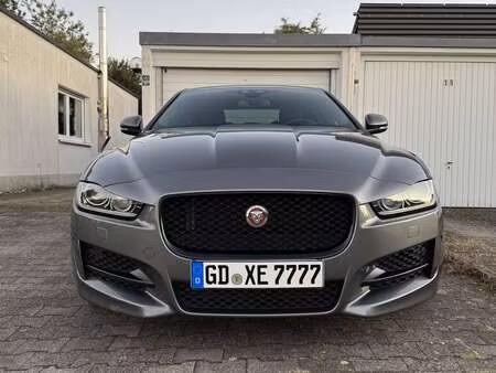 Jaguar XE 20T 2.0 200 R Sport