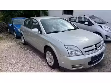 Opel Signum 2.2 155 Elegance