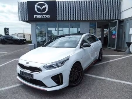 Kia Ceed 1.6 T GDi 204