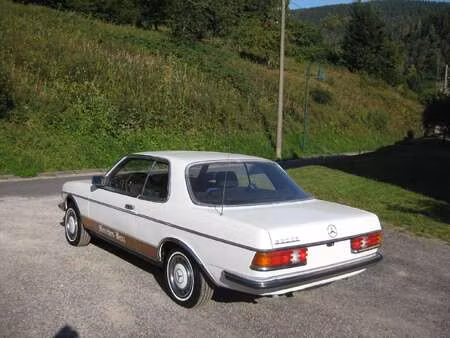 Mercedes-Benz Classe E E 230