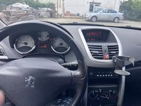 Peugeot 207 1.4