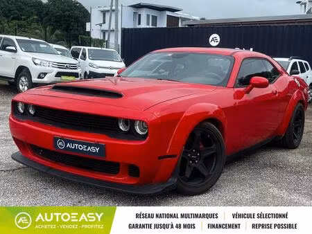Dodge Challenger SRT V8 6.4