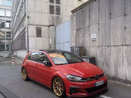 Volkswagen Golf GTI 2.0 Performance