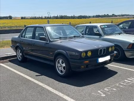 BMW Série 3 325i