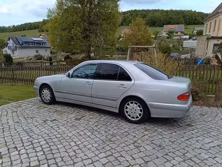 Mercedes-Benz Classe E E 270 177 Elegance