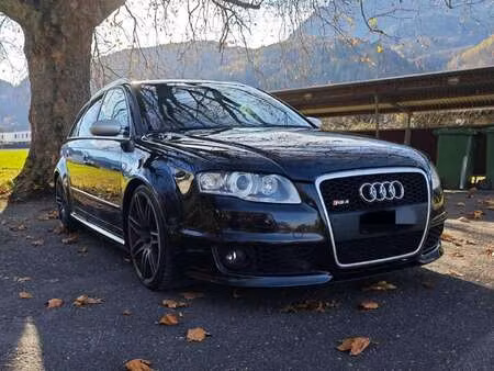 Audi A4 RS4 V8 4.2 FSI 420 quattro