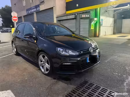 Volkswagen Golf R 2.0 TSI 270 4Motion