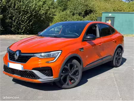Renault Arkana E-Tech 1.6 145 RS Line