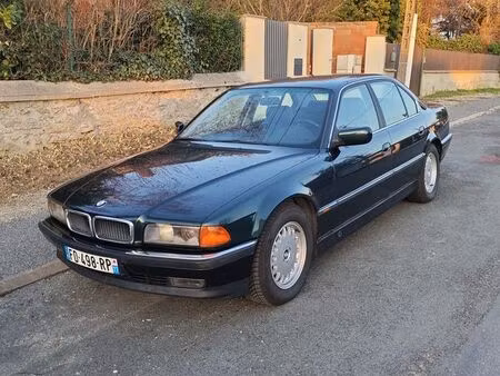 BMW Série 7 740i 4.0 286