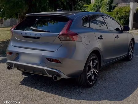 Volvo V40 T3 2.0 152