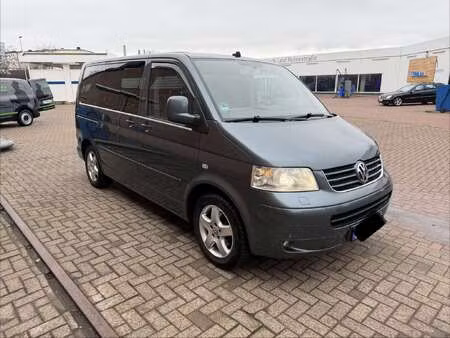 Volkswagen Transporter T5 2.5 TDI 174 Highline