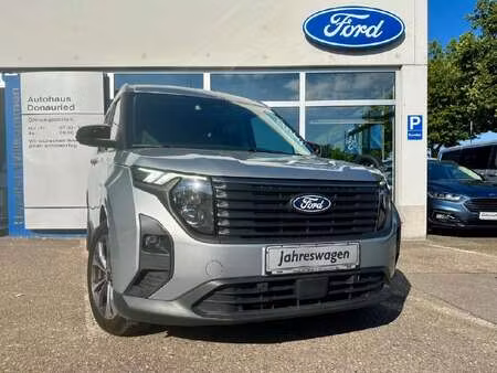 Ford Tourneo Courier 1.0 126 Titanium