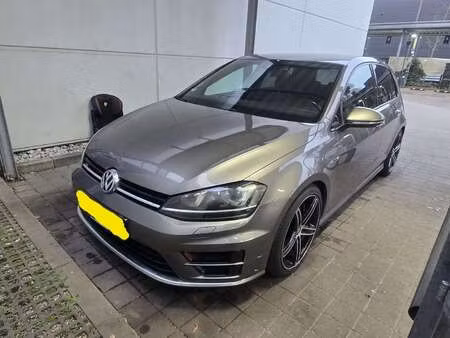 Volkswagen Golf R 2.0 TSI 300 4Motion