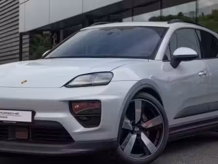 Porsche Macan 360