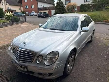 Mercedes-Benz Classe E E 200 Elegance