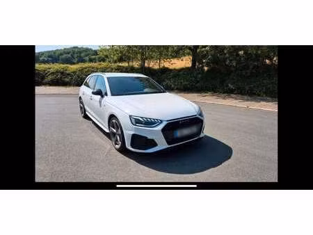Audi A4 40 TDI 2.0 TDI 150 S line