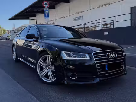 Audi A8 V6 3.0 TDI 262 quattro