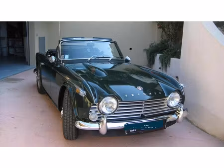 Triumph TR4 