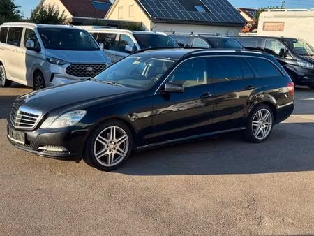 Mercedes-Benz Classe E E 220 2.1 CDI 170