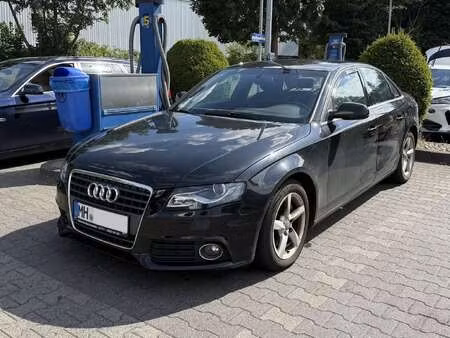 Audi A4 1.8 TFSI 120 Attraction