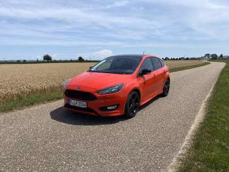 Ford Focus 1.0 EcoBoost 125 ST Line