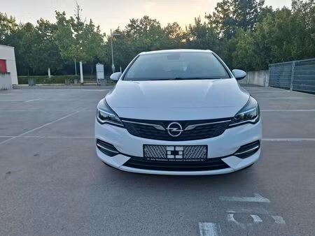 Opel Astra 1.2 110 Edition