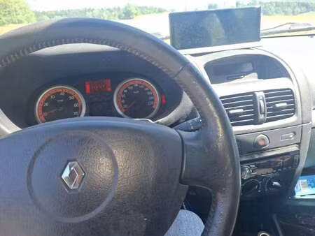 Renault Clio 1.4 98 Emotion